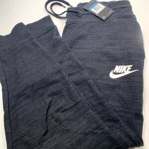 Nike Sportswear Advance Joggers, Women's Medium, Black